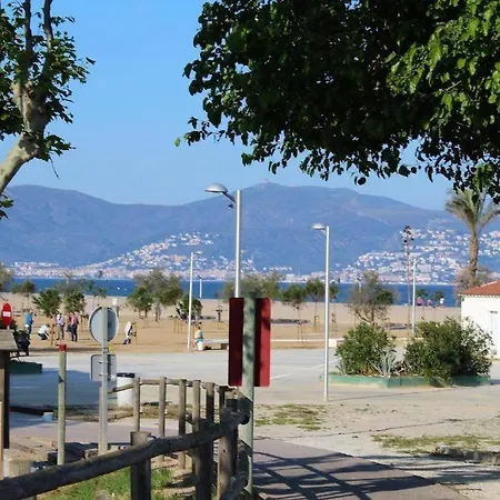 A16-Casa Con Barbacoa En La Playa Villa Empuriabrava Exterior photo